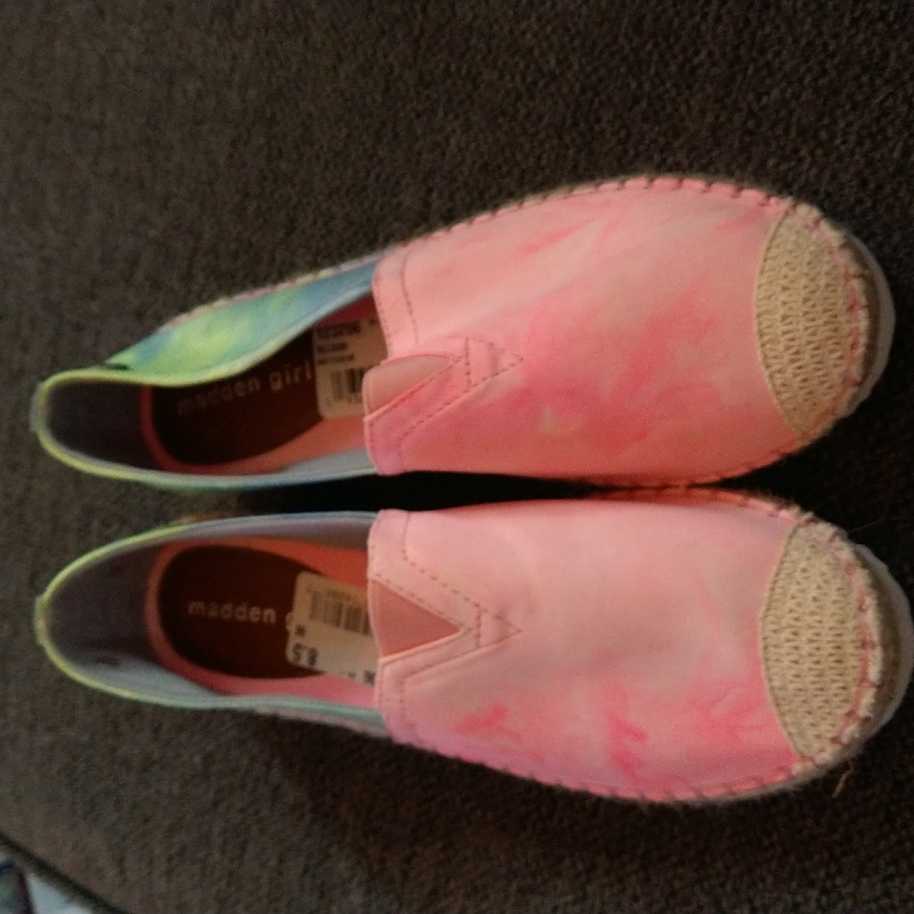 Madden Girl Tie Dye Espadrilles!